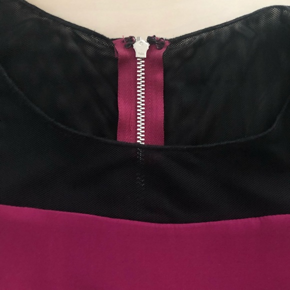 Marciano raspberry and sheer black peplum - Picture 2 of 4